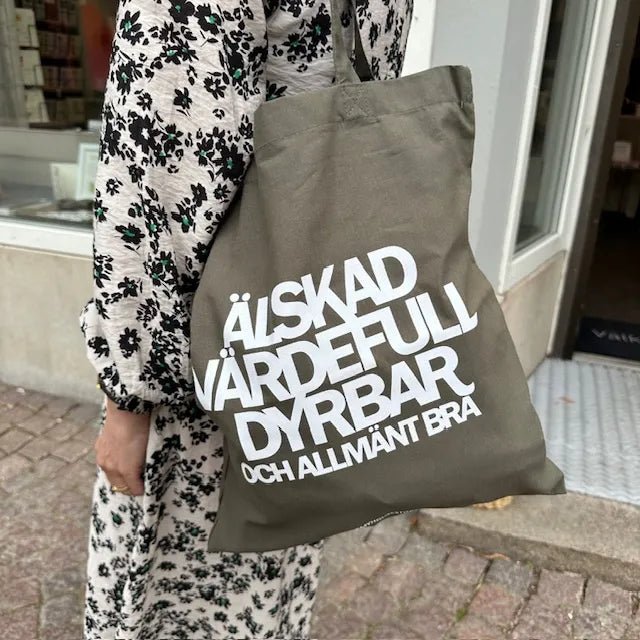 Tygkasse Älskad Dyrbar Värdefull olivgrön